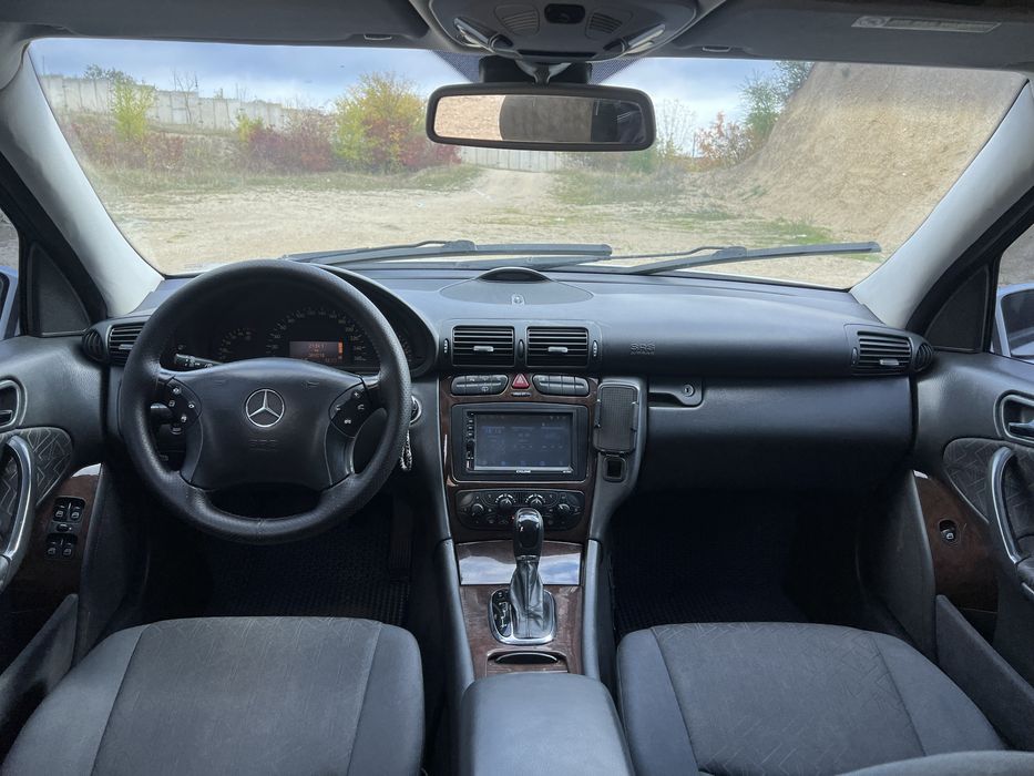 Продам Mercedes W203 C-Class 2.2cdi