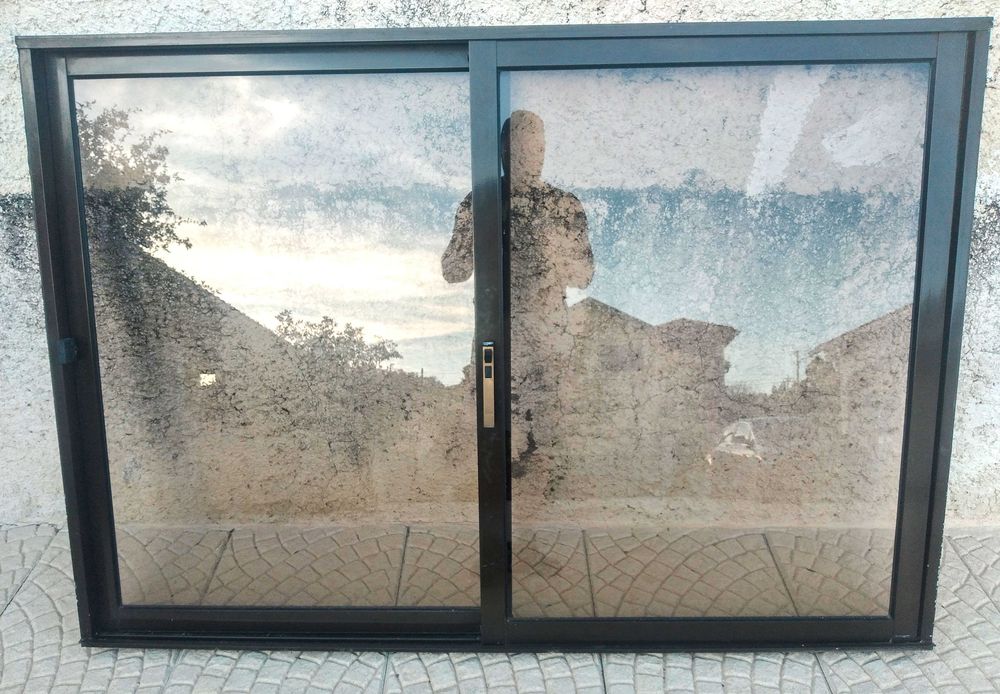 Vendo Janelas e Portas e respetiva caixilharia