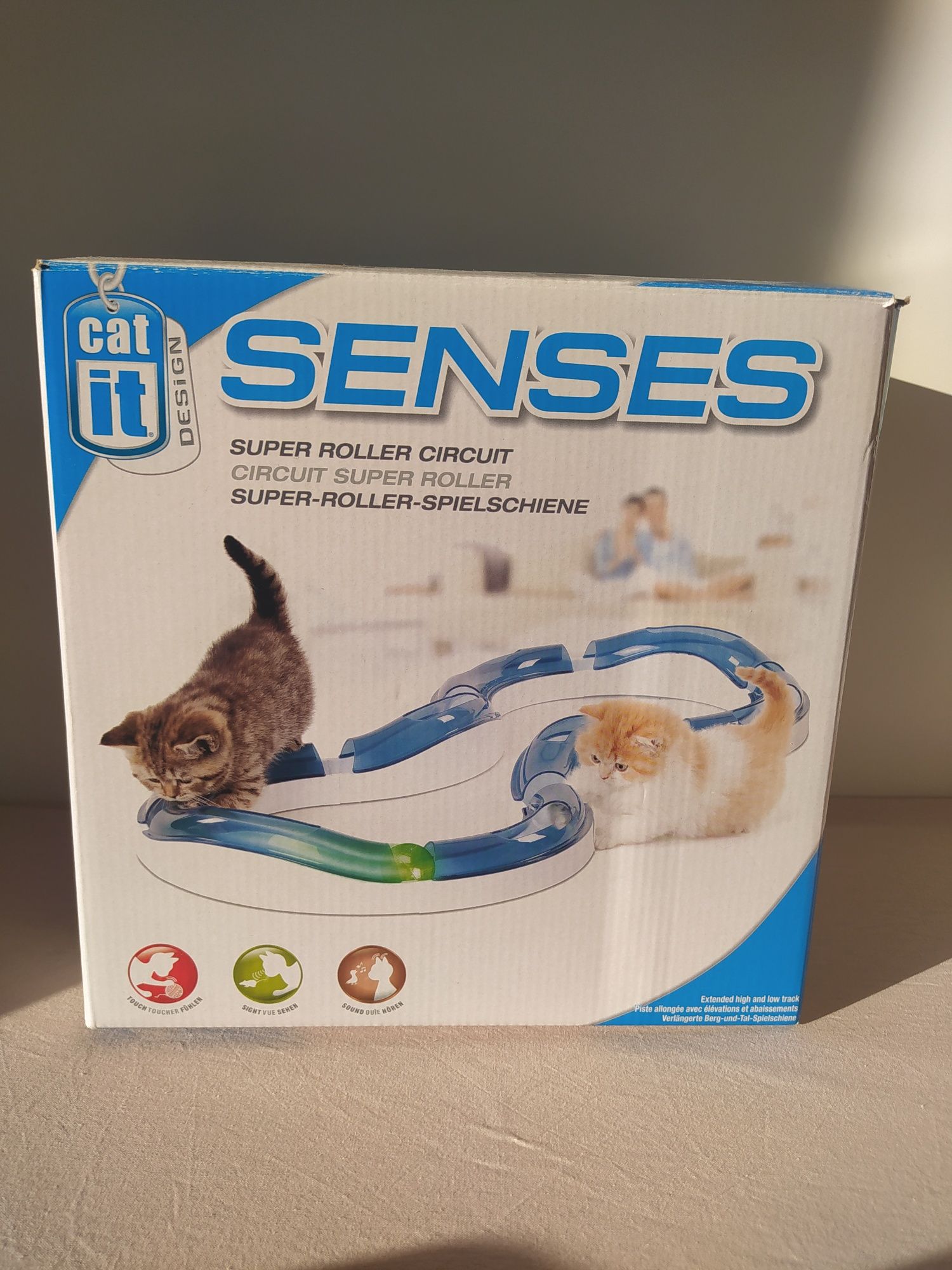 Tor do zabawy dla kota Catit Senses świecące kule