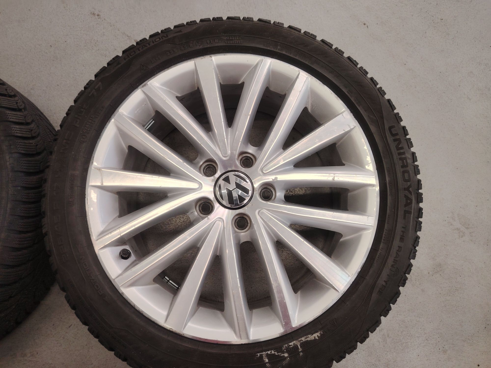 Koła  Volkswagen 225/45/17  7J/17/ET54