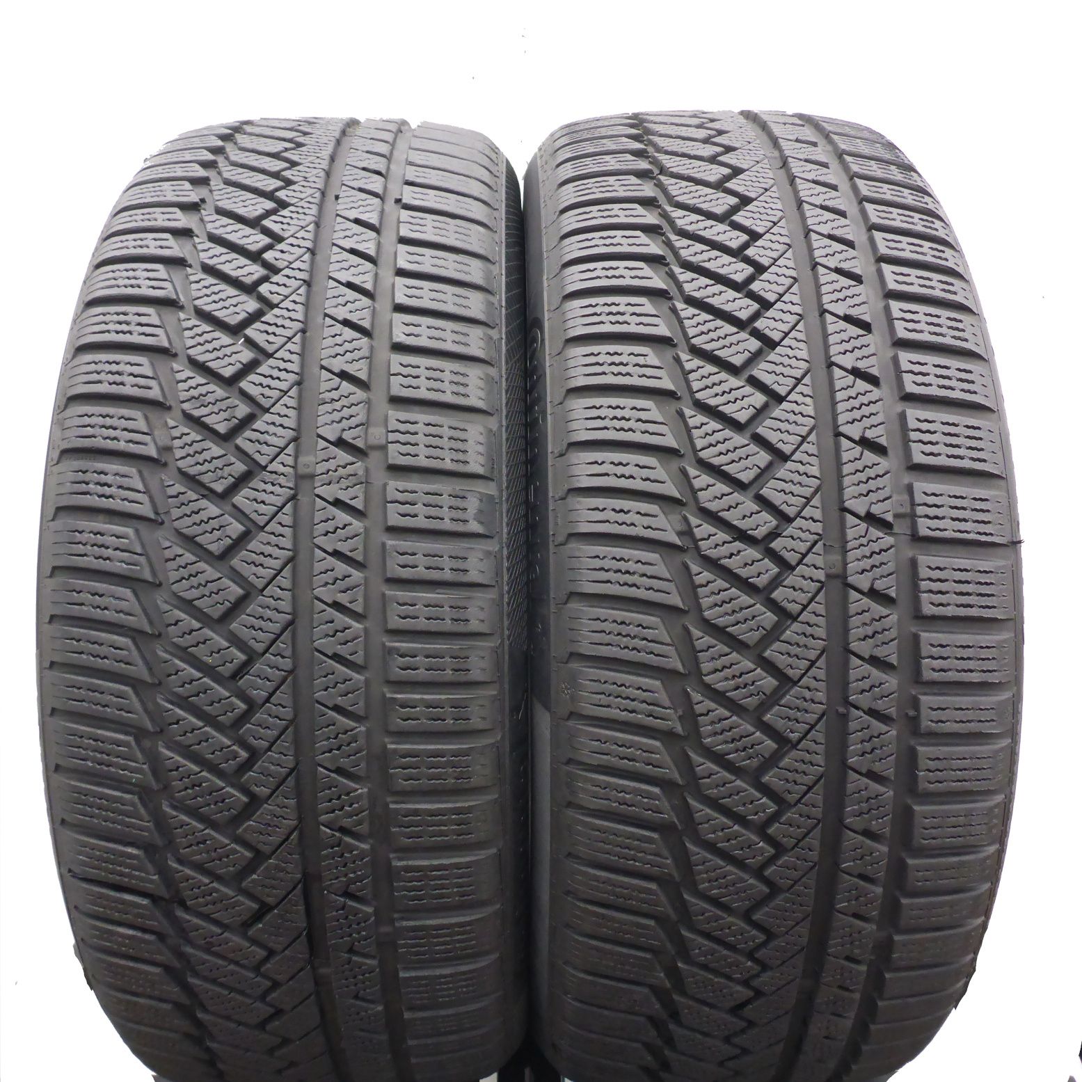 Opony 235/45/18 Continental 235/45R18 98V XL TS850P Zimowe 2021 7-7,8m