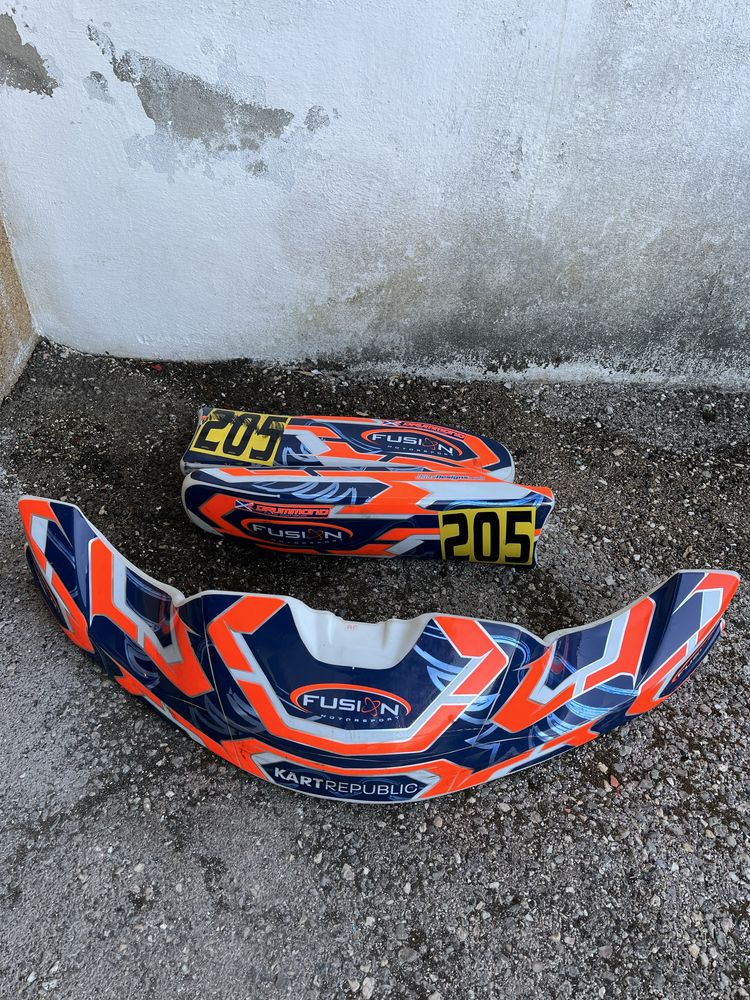 Material Kart + Pneus Maxxis Prime e Option