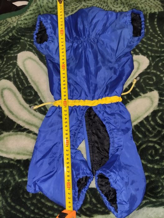 Собачий костюм,новый.патриотической расцветки.