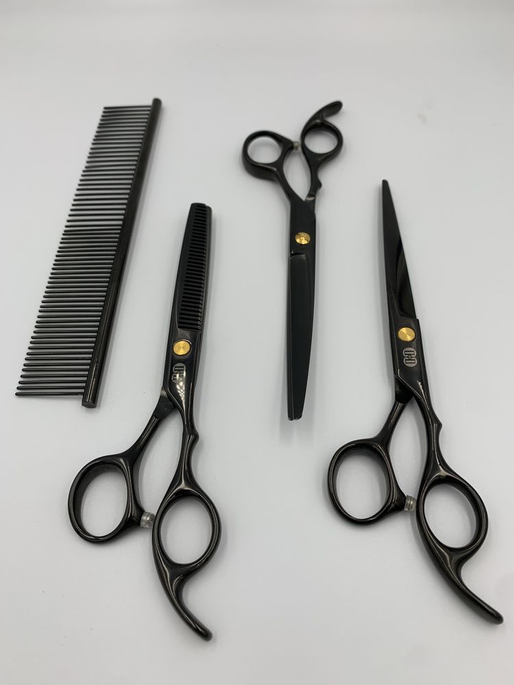 Zestaw nożyczek fryzjerskich