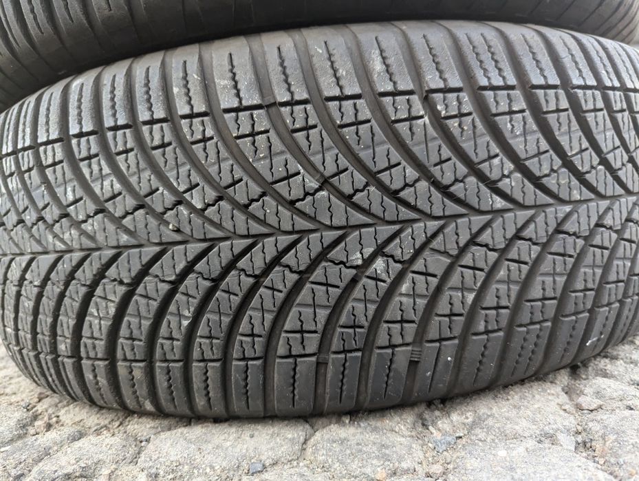 225/55R18 Goodyear 2024рік всесезон