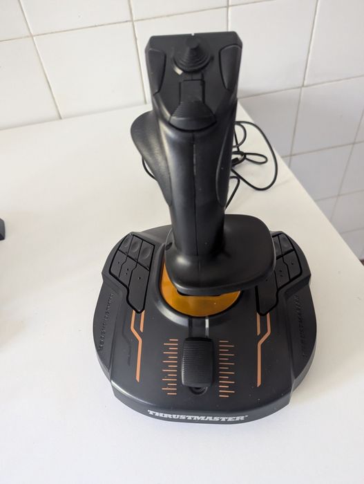 T16000M Thrustmaster Joystick