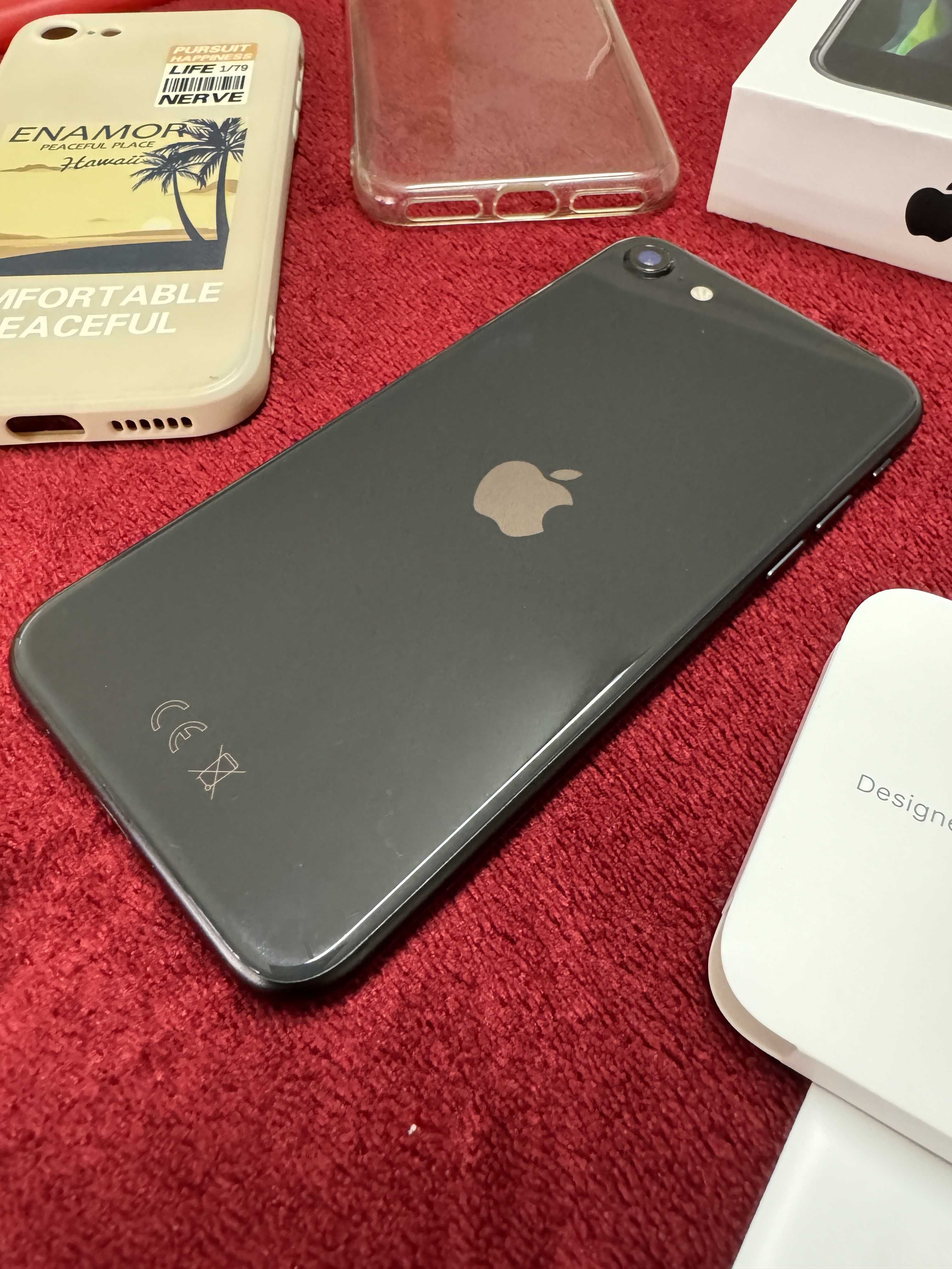 iPhone SE 2 Preto 128GB IMACULADO com FATURA e MUITOS EXTRAS de oferta