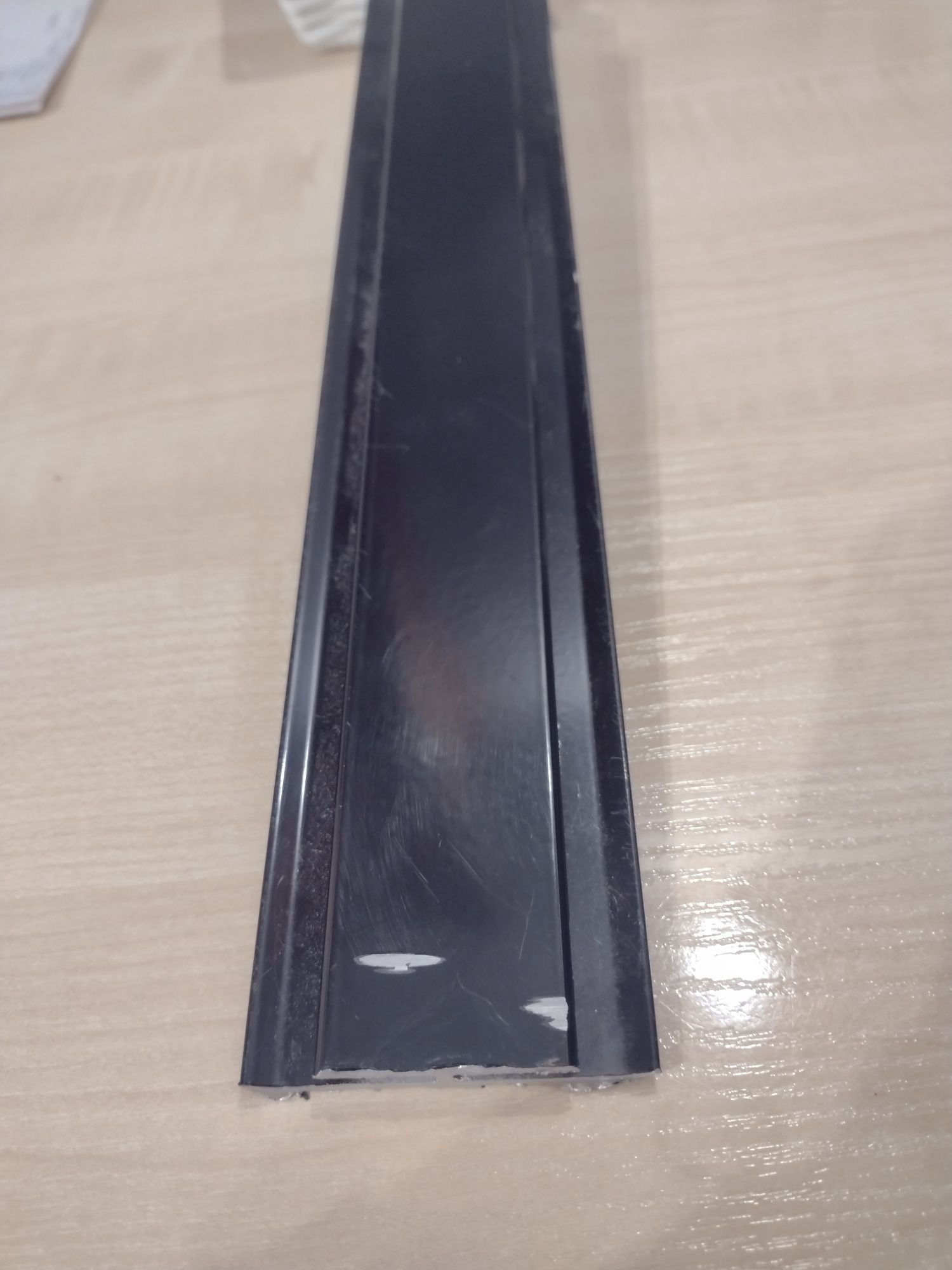 Łącznik parapetów aluminiowy kątowy 90st -Czarny