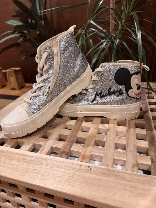 Sapatilhas brilhantes mickey