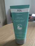 Żel oczyszczający REN Skincare Clarifying Clay Cleanser 150 ml