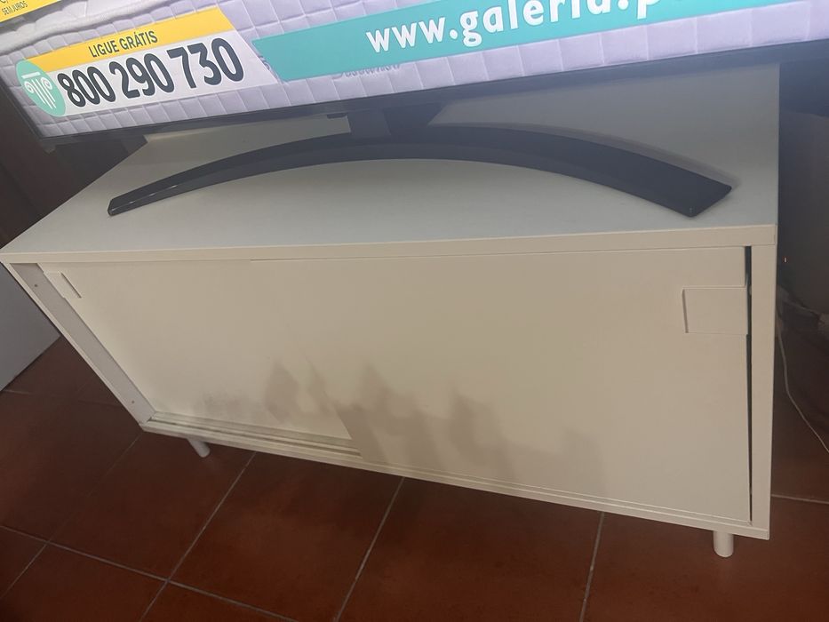 Movel apoio tv branco ikea