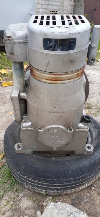 Продам новый компрессор у43102