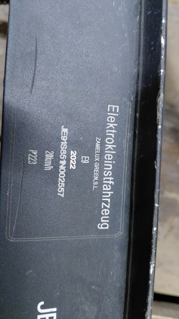 Zamelux Green E9