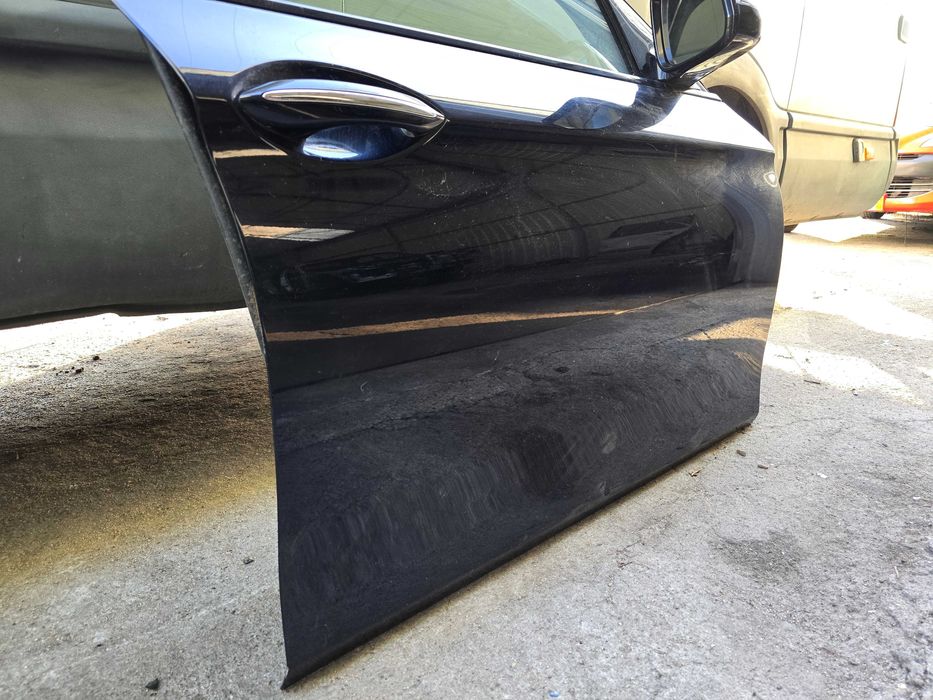Porta frente direita BMW Serie 5 F10/F11 (2010 a 2017)