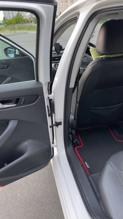 Volkswagen Passat NMS 2012. 2.5 бензин/газ