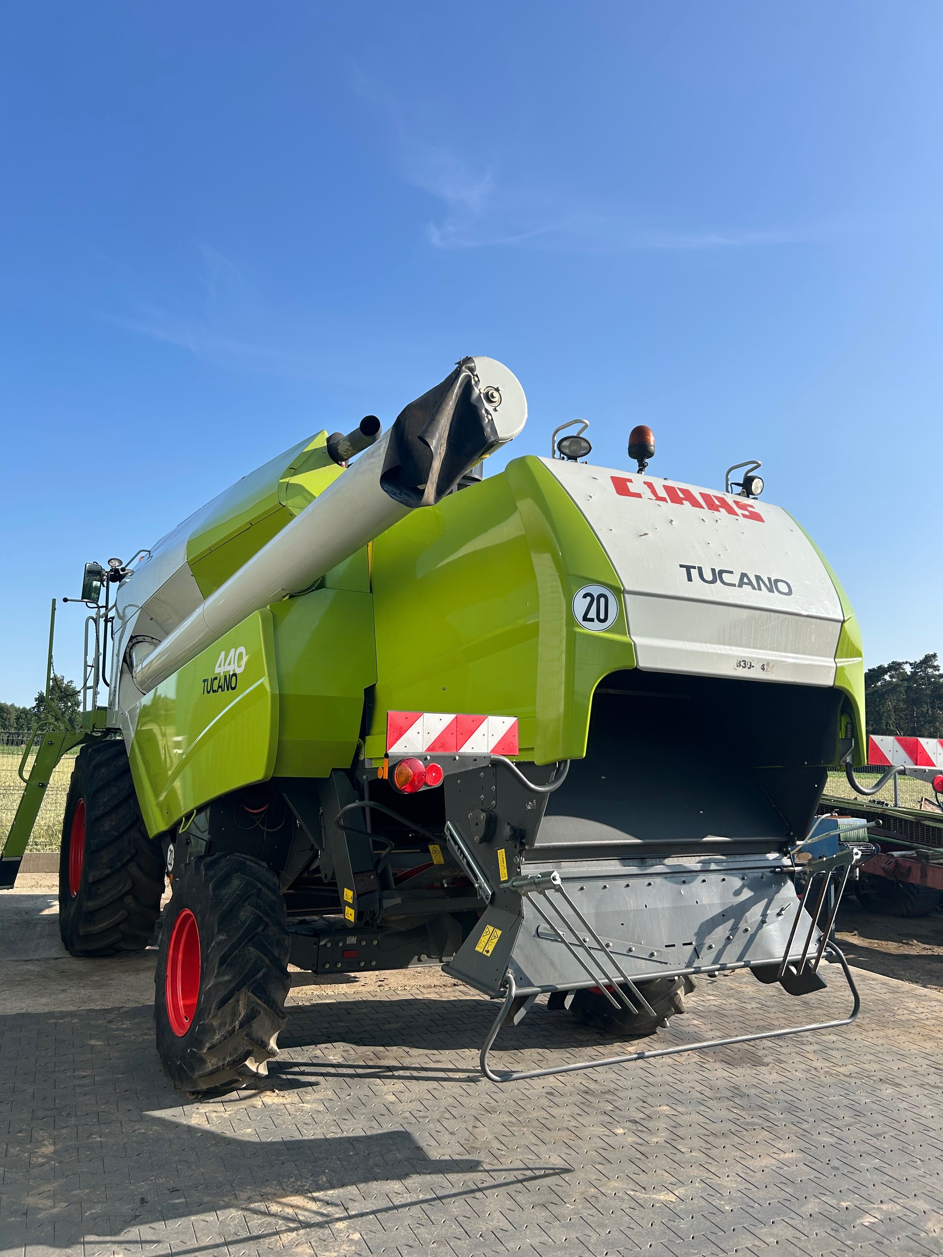Claas Lexion, Tucano 440,450