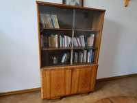 Drewniana biblioteczka z lat 50-tych
