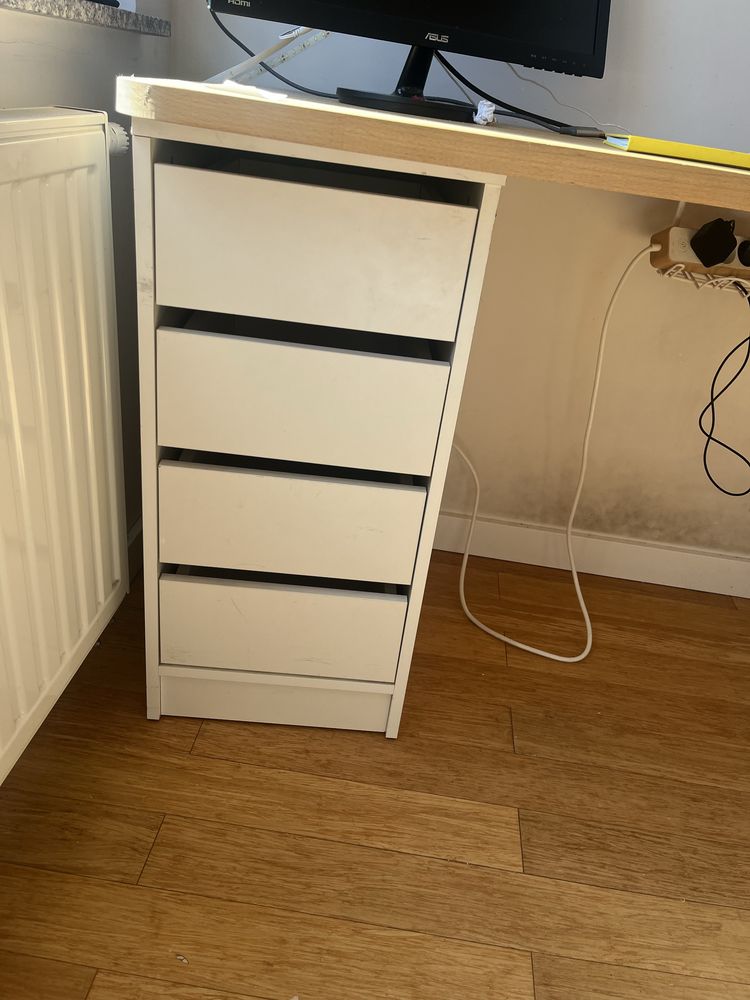 Podwójne biurko Ikea drewniane białe biurka