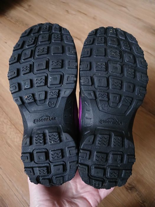 Ботинки Quechua Waterproof. р33