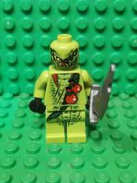 Lego Ninjago Minifigurka Lasha 9562