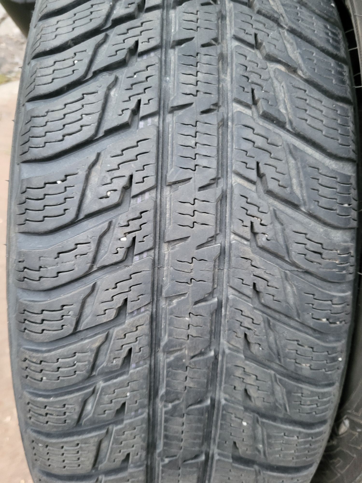 Sprzedam opony zimowe Nokian 225/65/R17