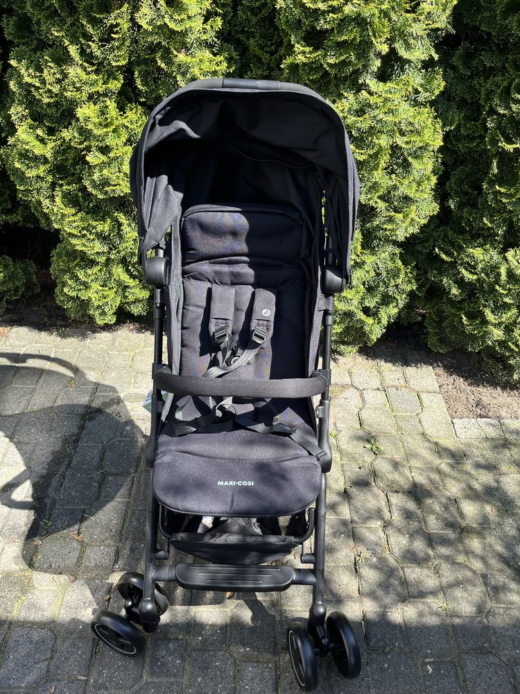 Maxi Cosi Lara 2 - wózek spacerowy Kolor/wzór: Essential Black