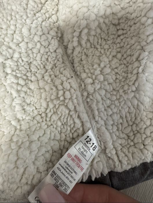 Дитячий одяг.Тепленька зимова курточка для хлопчика розмір 12/18 місяц