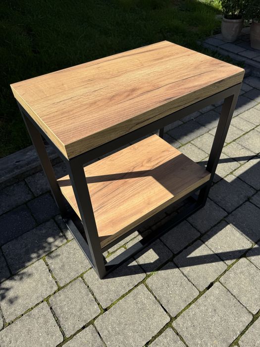 Szafka nocna w stylu industrialnym