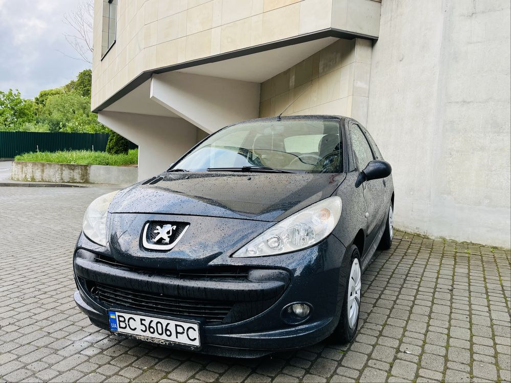 Продаю Peugeot 206+ купе з малим пробігом