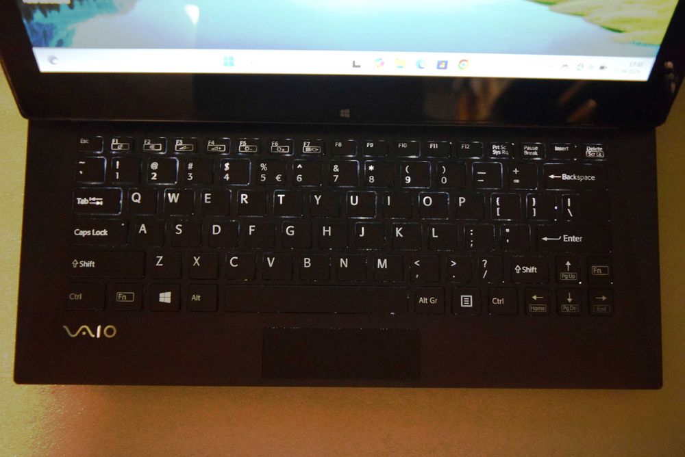 Laptop Tablet Sony Vaio Duo 13 SVD1321C5E 13.3" i5/8GB/256SSD 4G MŁAWA