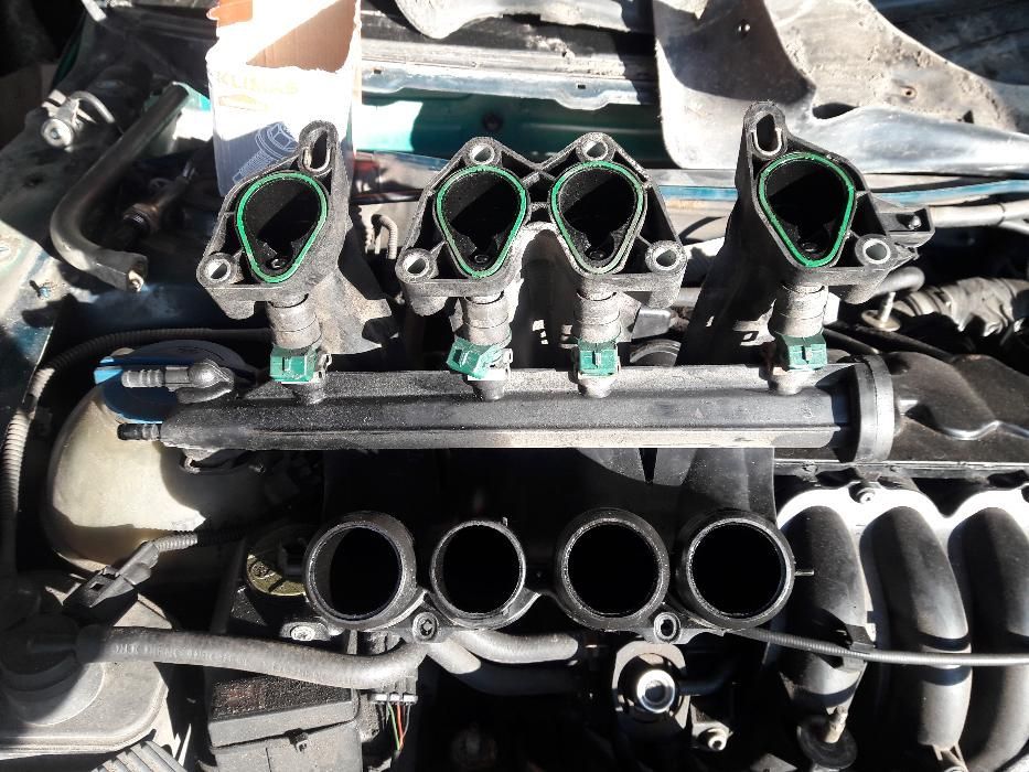 Колектор 1.6 AKL Skoda Octavia Tour Golf 4 Bora Toledo 2