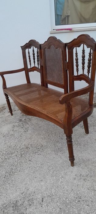 Canapé com palhinha.