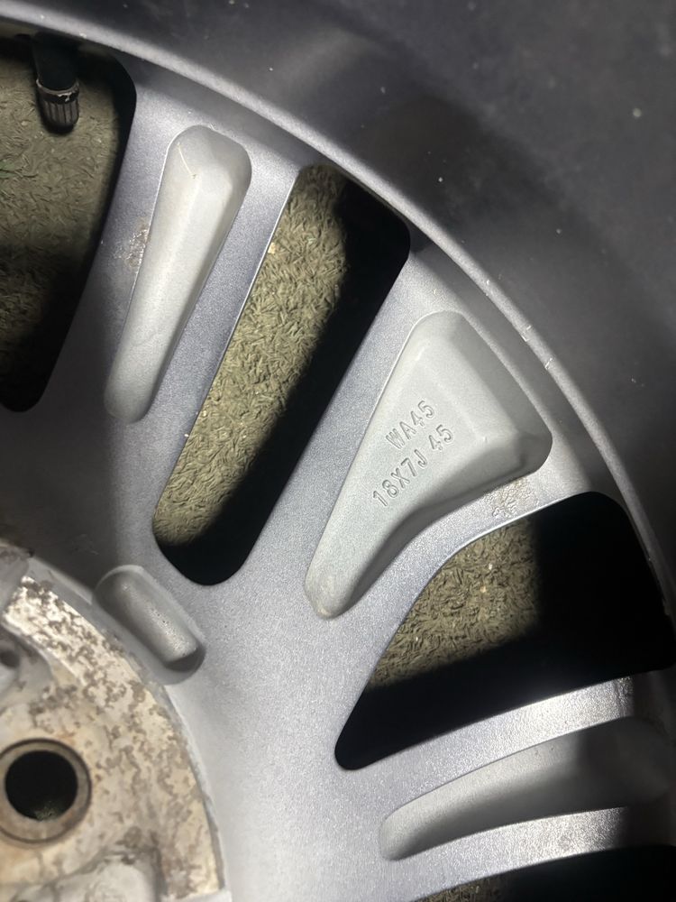 7J18 ET45 6x114,3 NISSAN NAVARA NP300 PTHFINDER TERRA felga aluminiowa