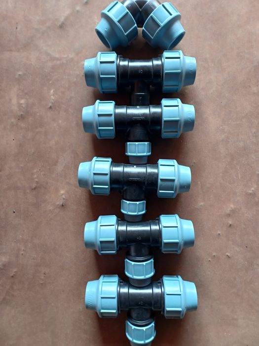 Тройники для води 5шт.+1уголок (Італія)