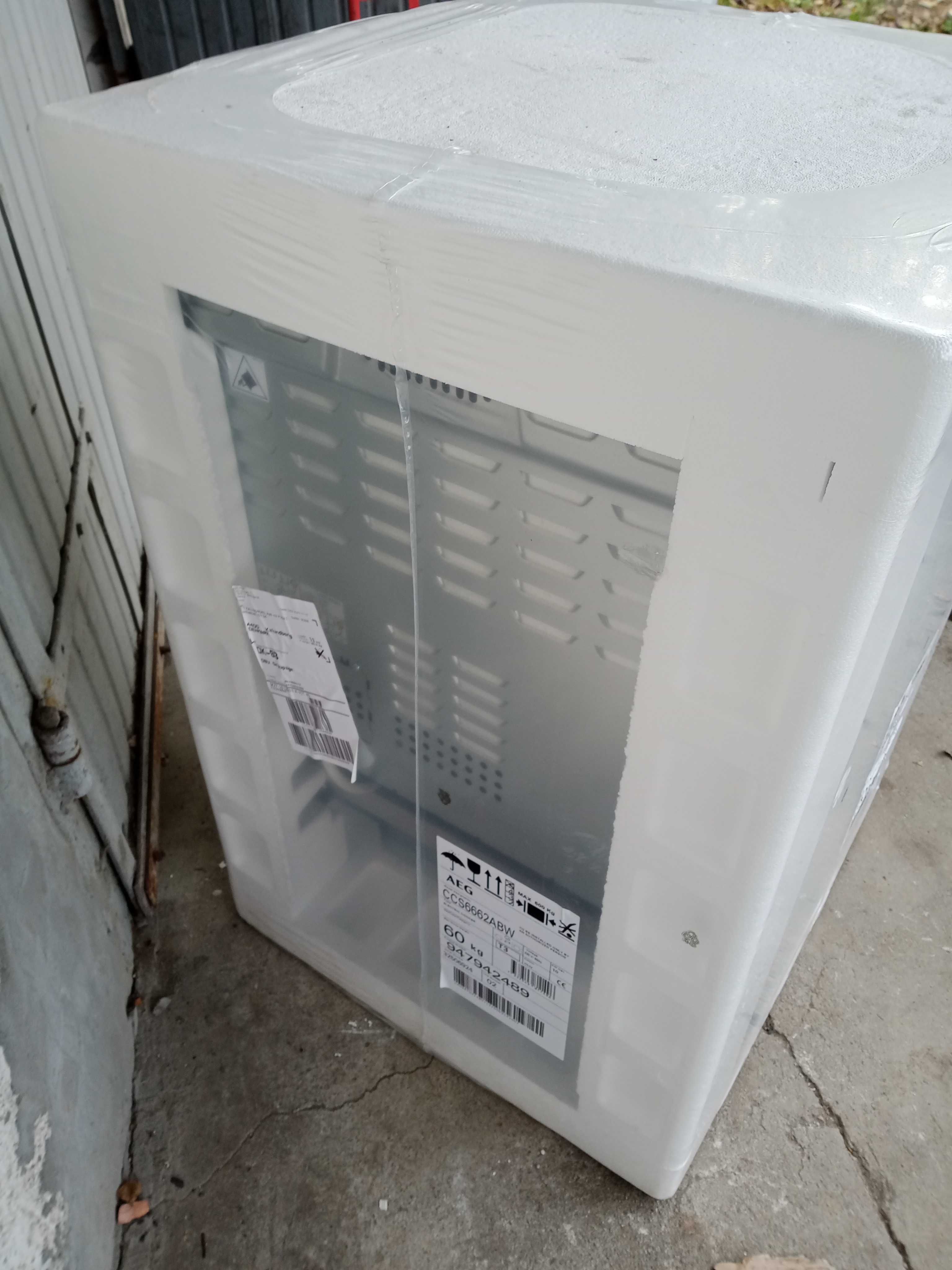 Kuchenka ceramiczna AEG  CCS6662ABW