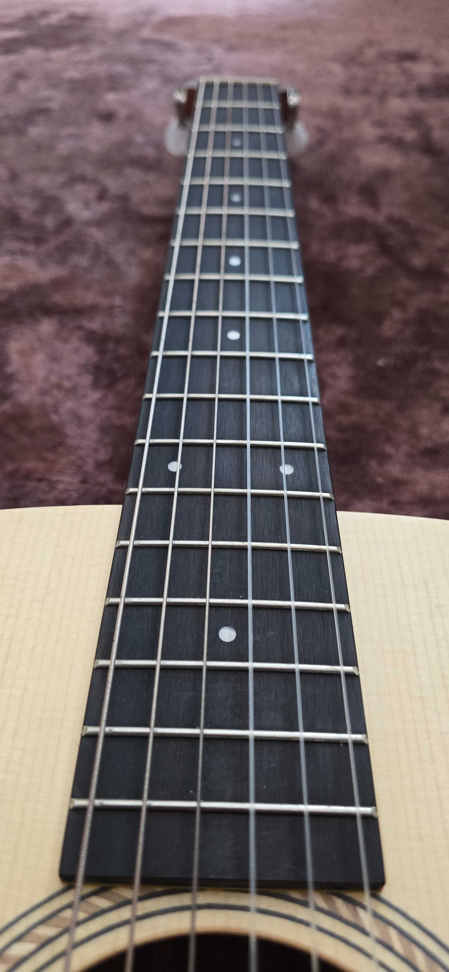 Guitarra Taylor Academy 12Ne como nova