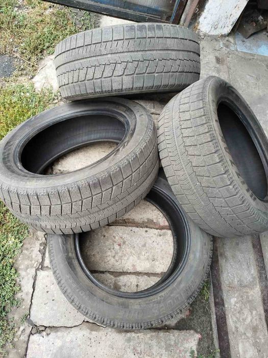 Продам комплектом bridgestone зима