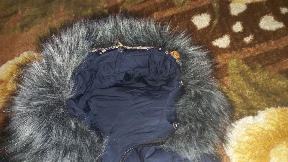 Куртка зимняя  женская в очень хорошем состоянии!