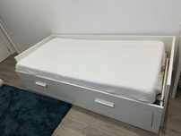 Cama Solteiro/Casal do Ikea modelo Brimnes como nova sem colchões