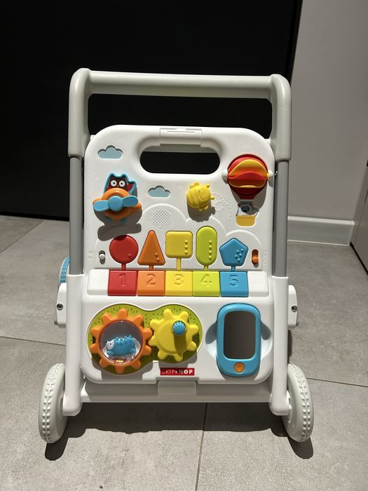 Chodzik z tablicą interaktywną