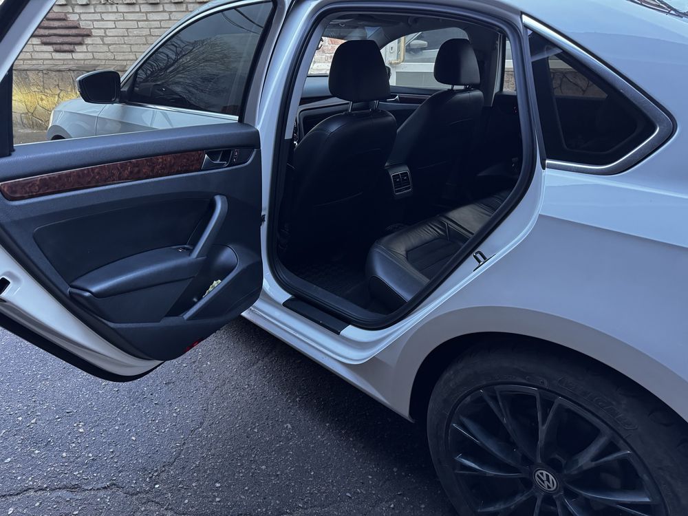Passat B7 USA (NMS) 2013