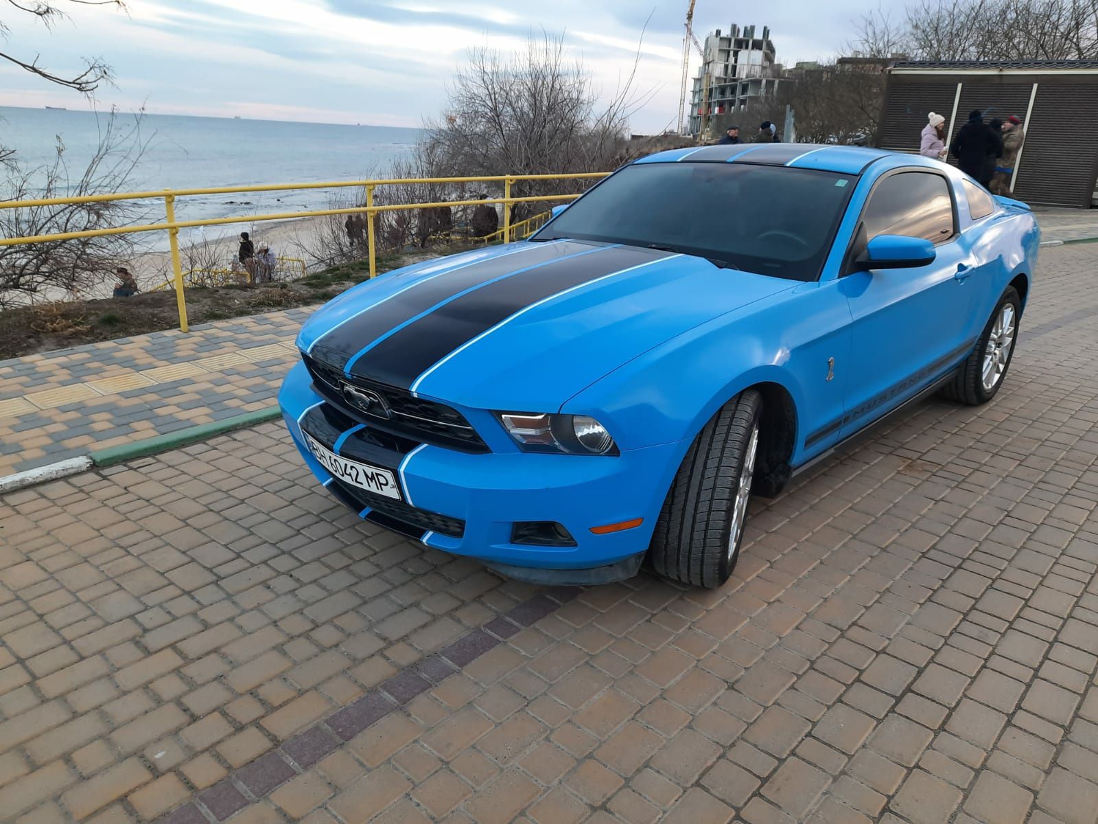 Продам Ford Mustang 3,7