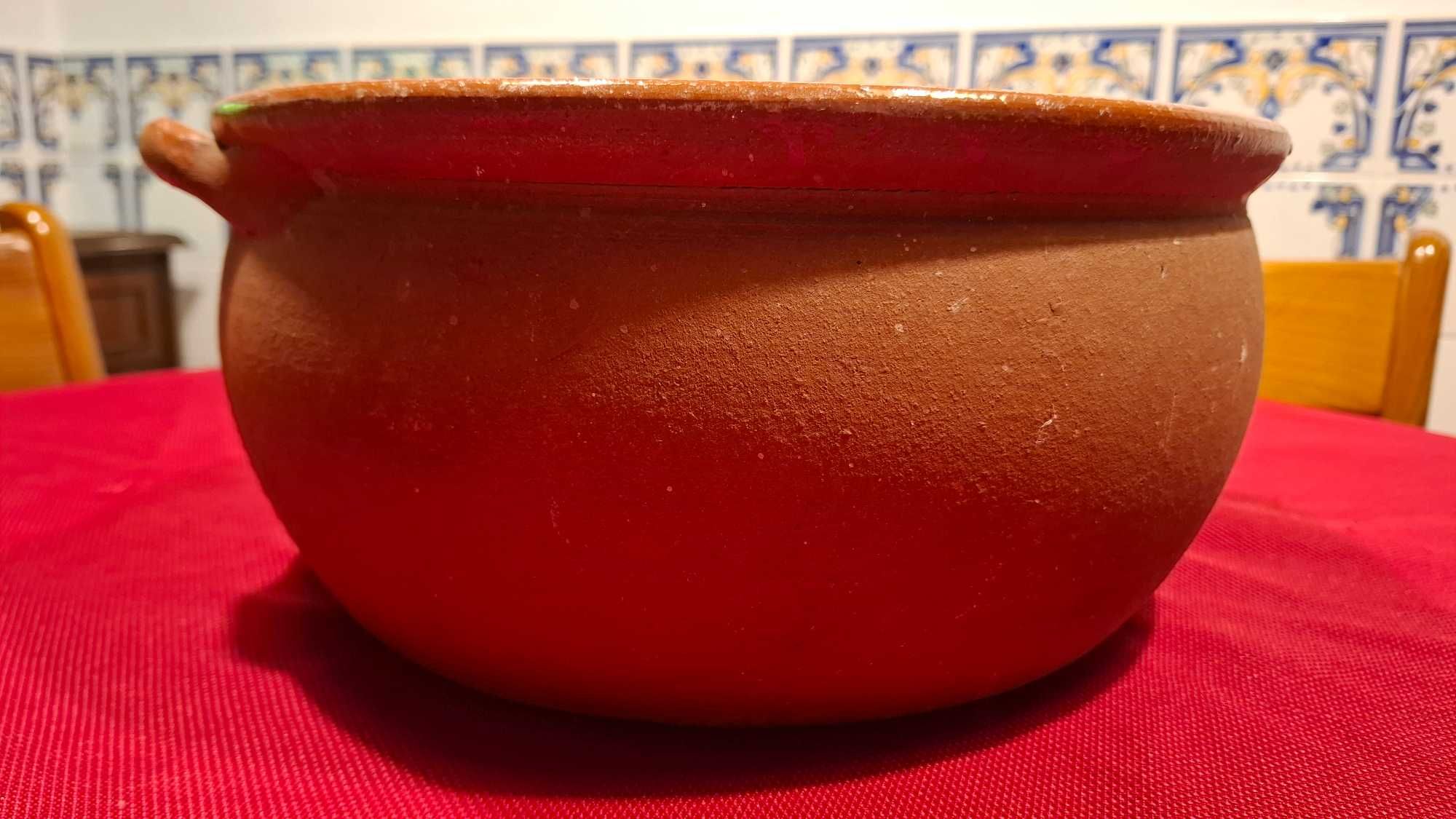 Tacho / panela em barro