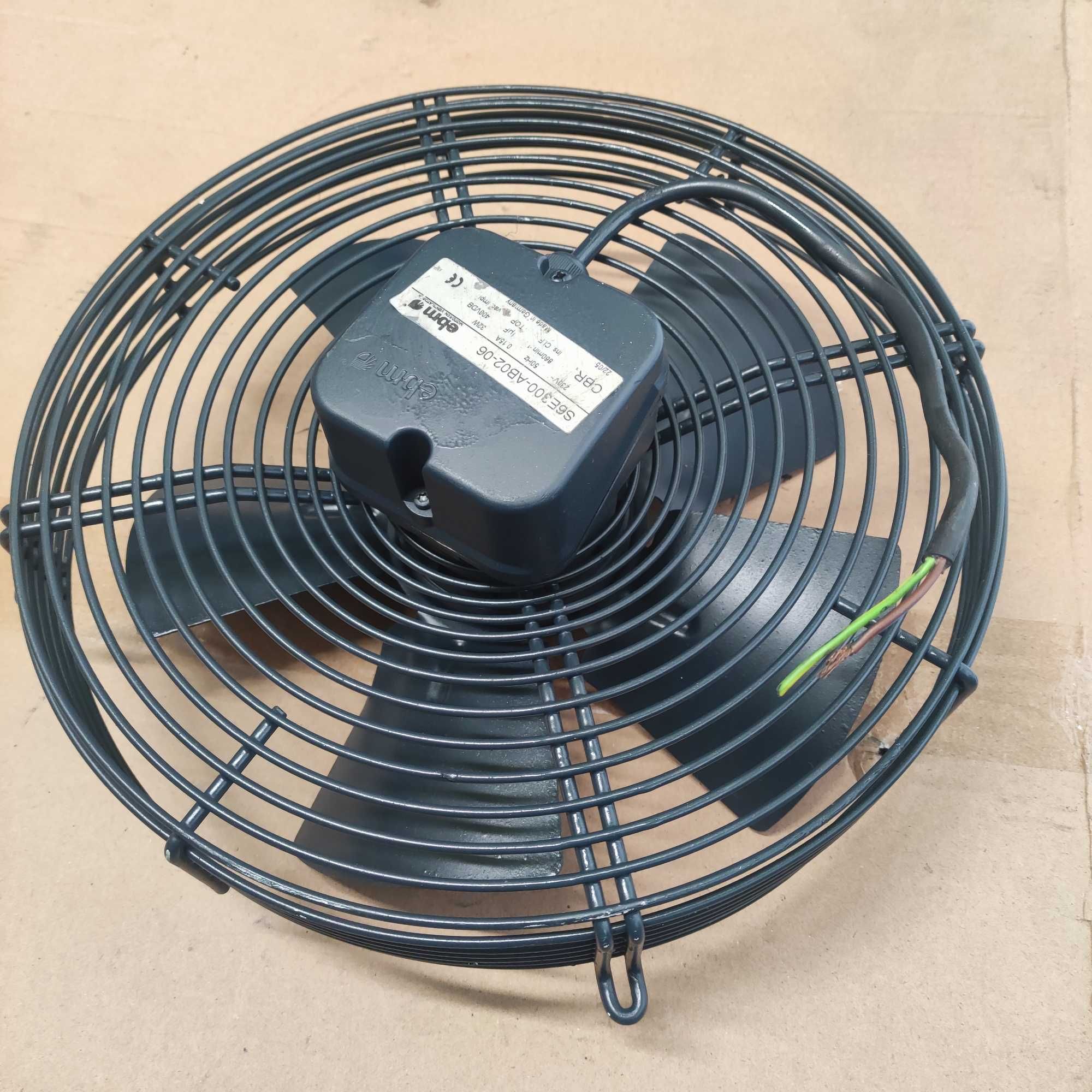 Ventiladores / exratores industriais monofásicos