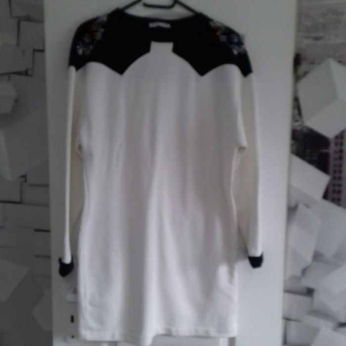 Sukienka firmy  Zara
