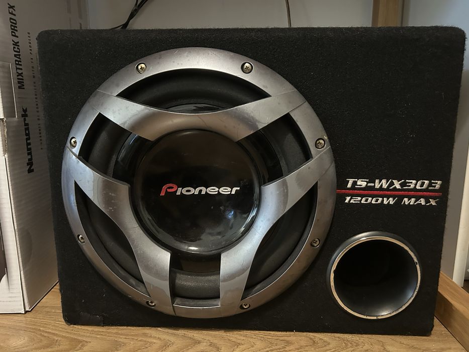 Subwoofer Pionner 1200w