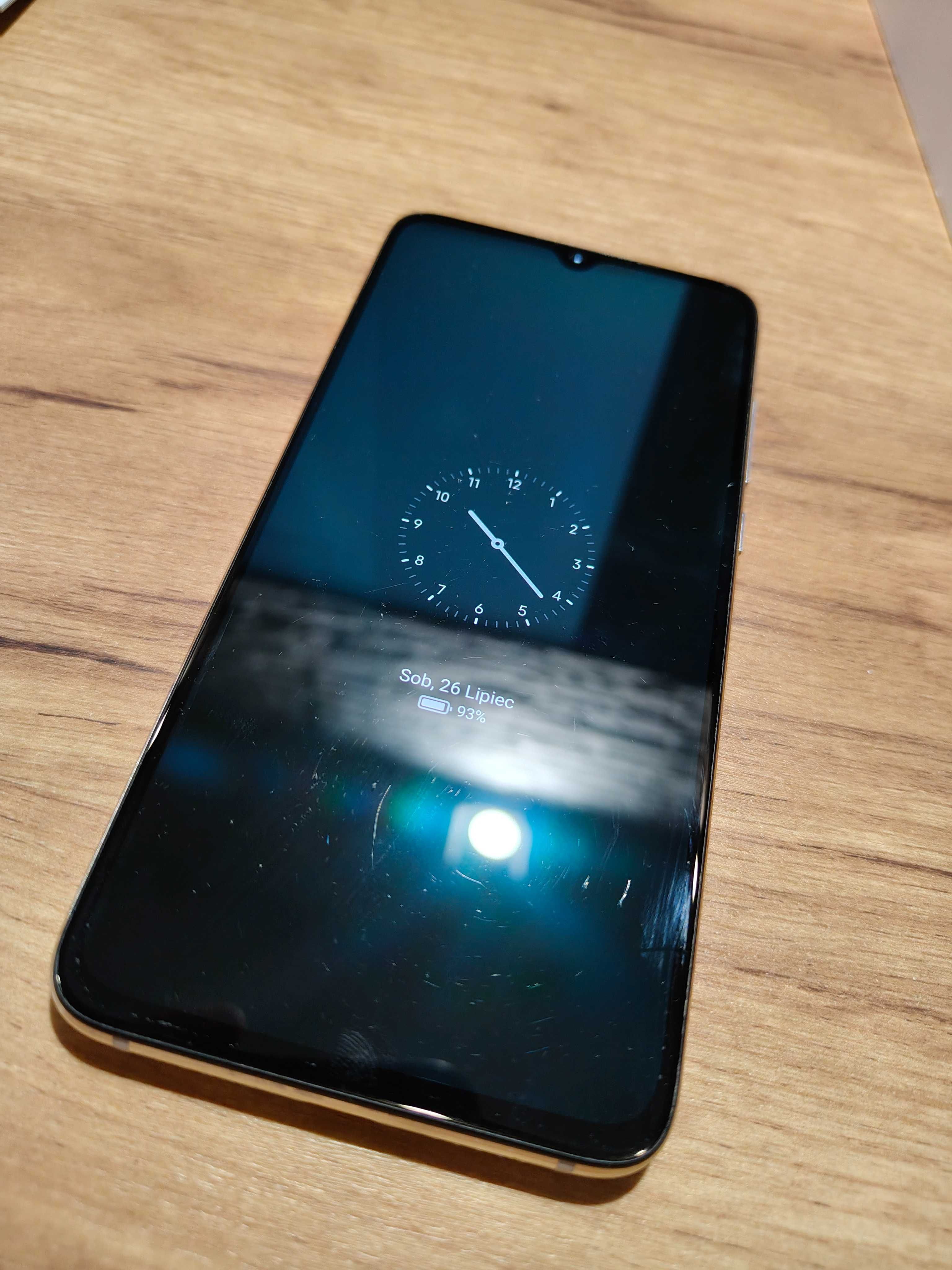 Xiaomi Mi 9 lite 6GB / 128GB Pearl White stan bdb