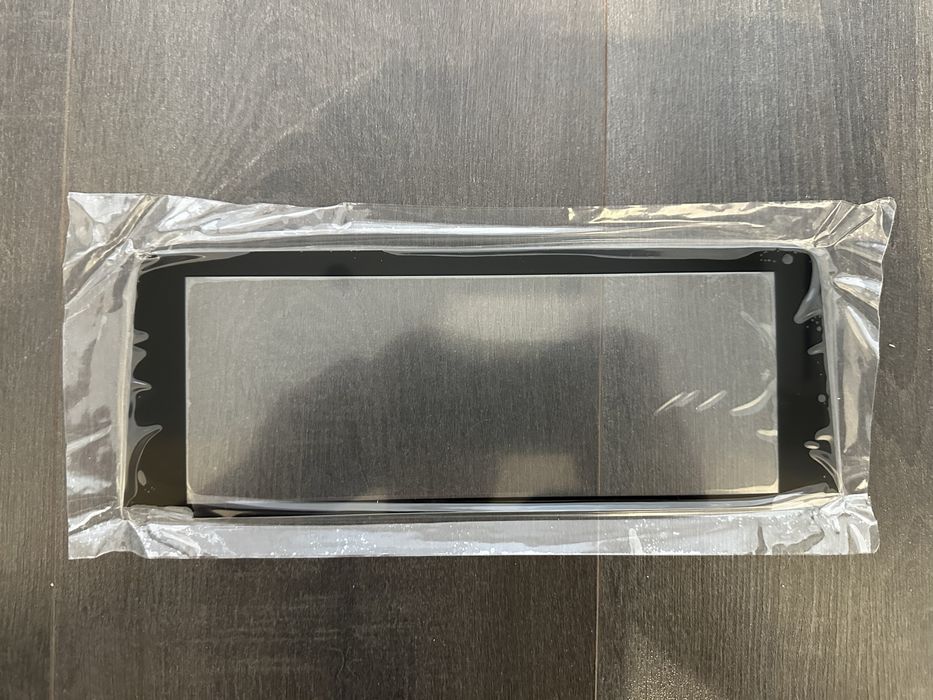 Стекло экрана 8.8 BMW F30, F32, F36, F34