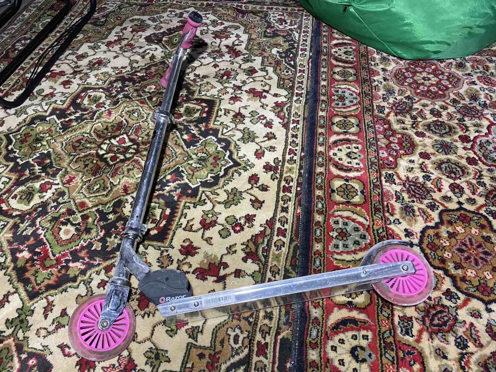 RAZOR A-125 Gs cert