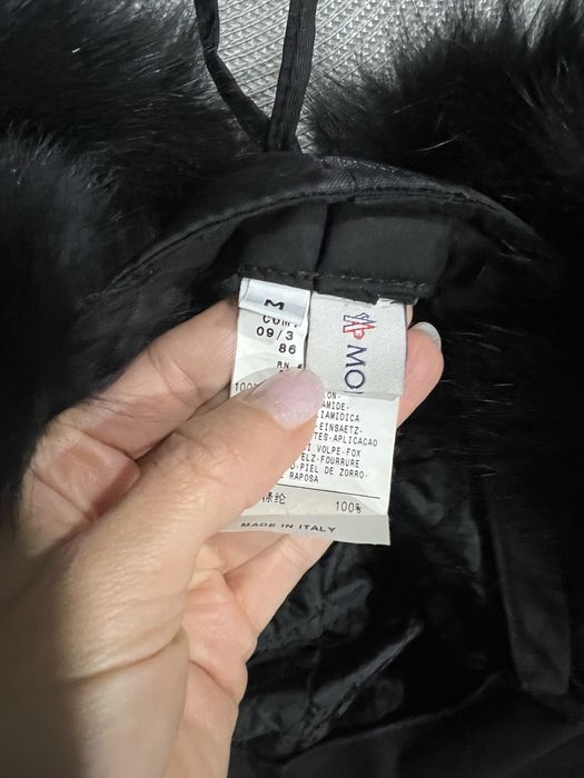 Moncler хутряна шапка кепка оригінал